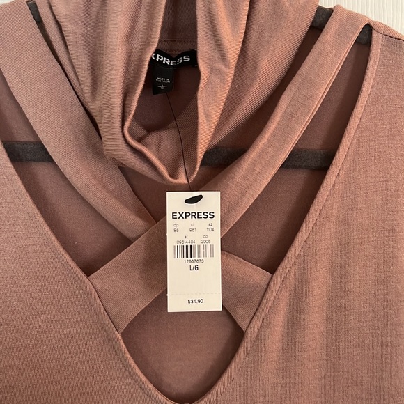 Express Shirt - Picture 3 of 3